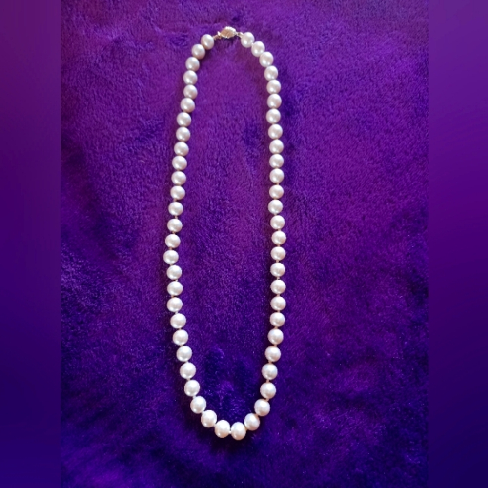 Vintage Marvella Champagne Color Faux Pearl Necklace 20 inch